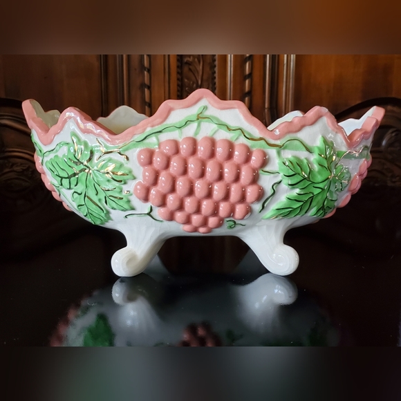 Vntg Handpainted Ceramic Centerpiece Bowl Pink Grapes🍇 Green, Gold Irredescent - Picture 10 of 15